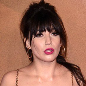 Daisy Lowe