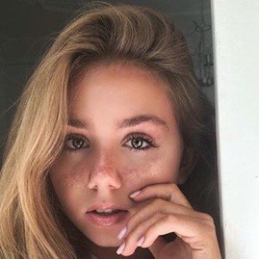 Dalia Mya