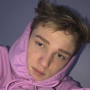 Damian Chrobak