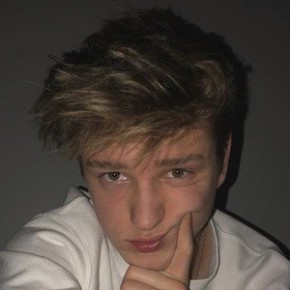 Damian Chrobak