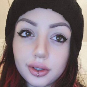 Dani Divine