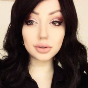 Dani Divine