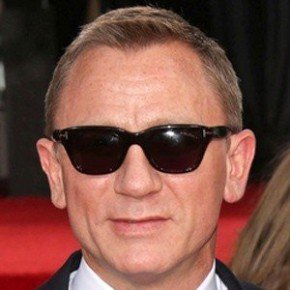 Daniel Craig