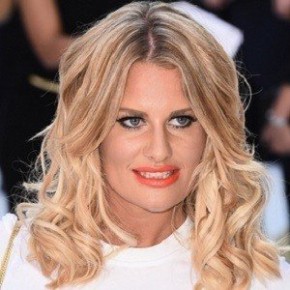 Danielle Armstrong