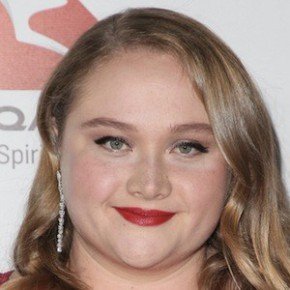 Danielle Macdonald