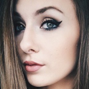 Danielle Renaee