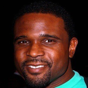 Darius McCrary
