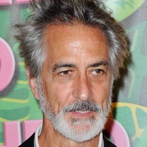 David Strathairn