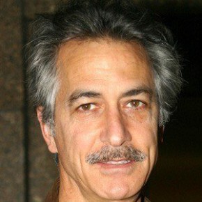 David Strathairn