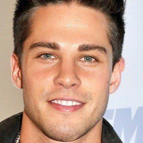 Dean Geyer