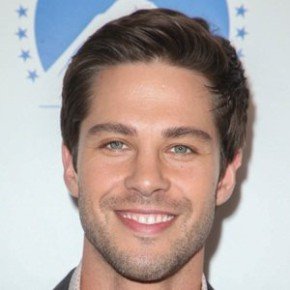 Dean Geyer