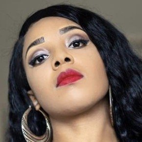 Dee Shanell