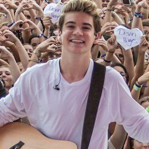 Devin Hayes