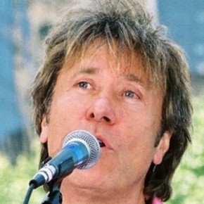 Dewey Bunnell