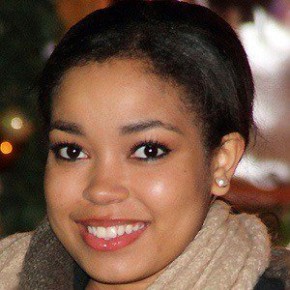 Dionne Bromfield