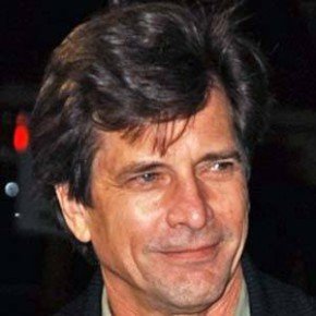 Dirk Benedict