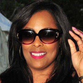DJ Spinderella