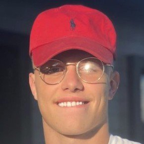 Donavan DeCosta