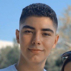 Donovan Estrada