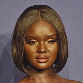 Duckie Thot