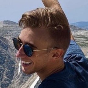 Dylan Hollis