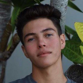 Elijah Gomez