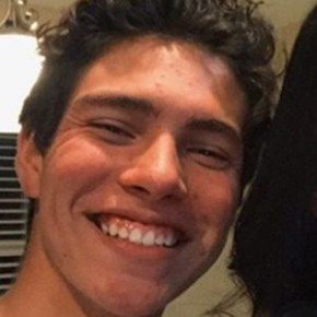 Elijah Gomez