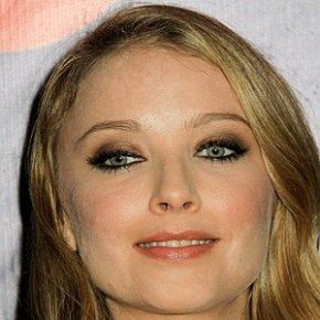 Elisabeth Harnois