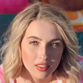 Elli Moore