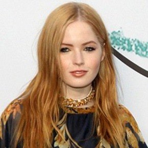 Ellie Bamber