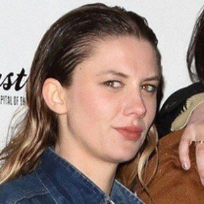 Ellie Rowsell