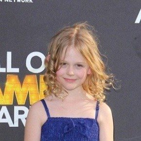Emily Alyn Lind