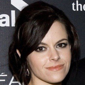Emily Hampshire