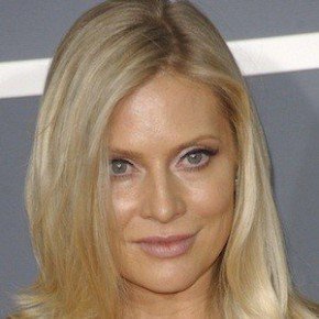 Emily Procter