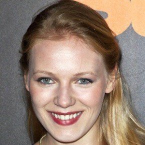 Emma Bell