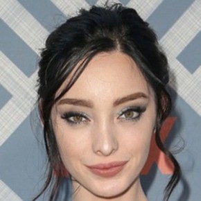 Emma Dumont
