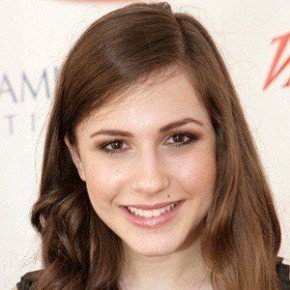 Erin Sanders