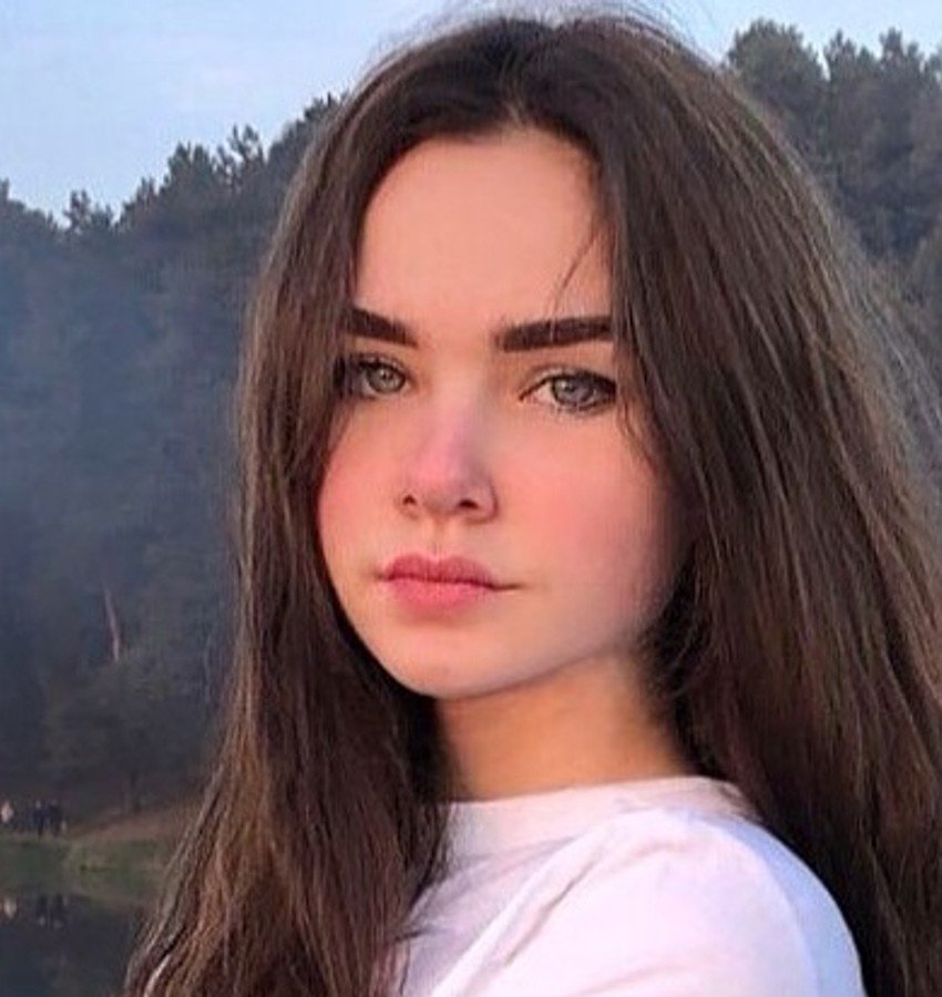 Eva Gros