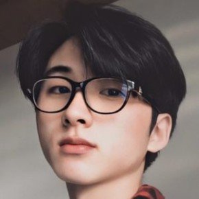 Evan Tan