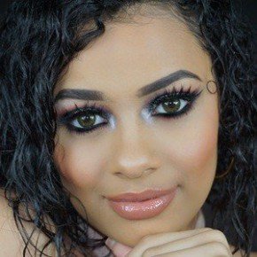 Evette Santos