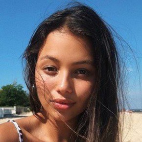 Fiona Barrón