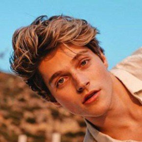 Froy Gutierrez