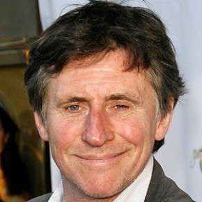 Gabriel Byrne