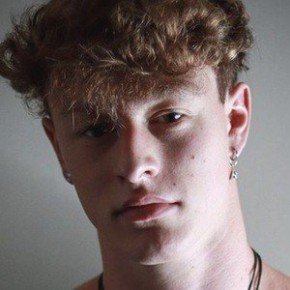 Garrett Sampson