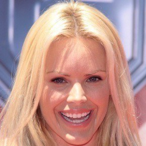 Gena Lee Nolin