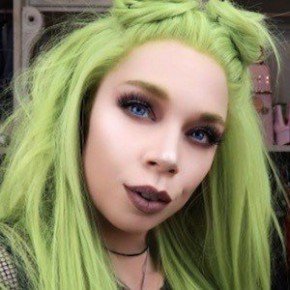 Grav3yardgirl
