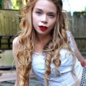 Grav3yardgirl