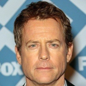 Greg Kinnear