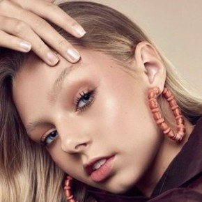 Gwen Rachel