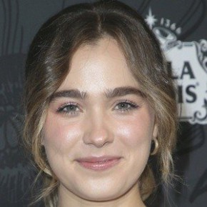 Haley Lu Richardson